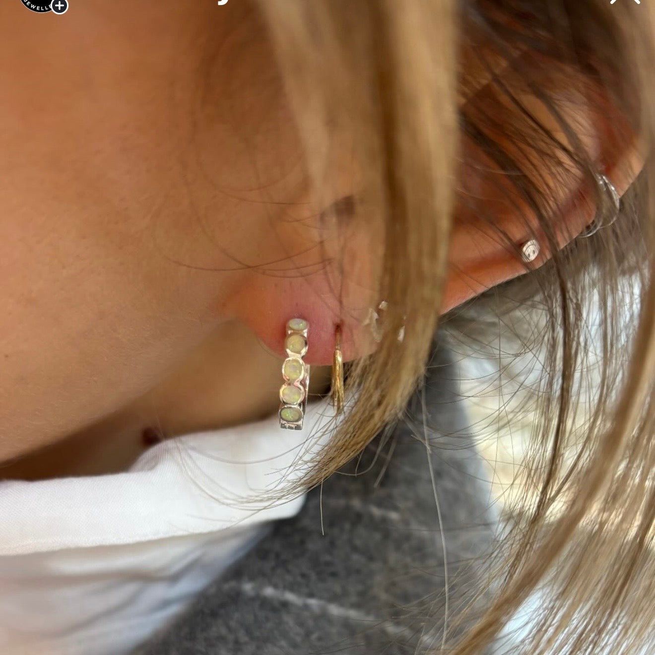 Opaline Hoop Earings