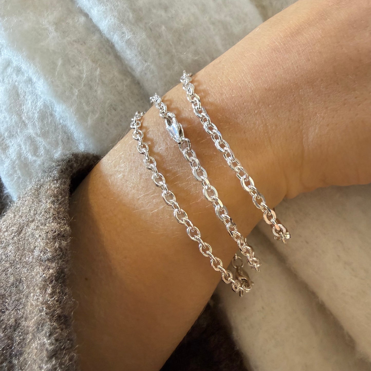 Silver Hammered Trace Bracelet