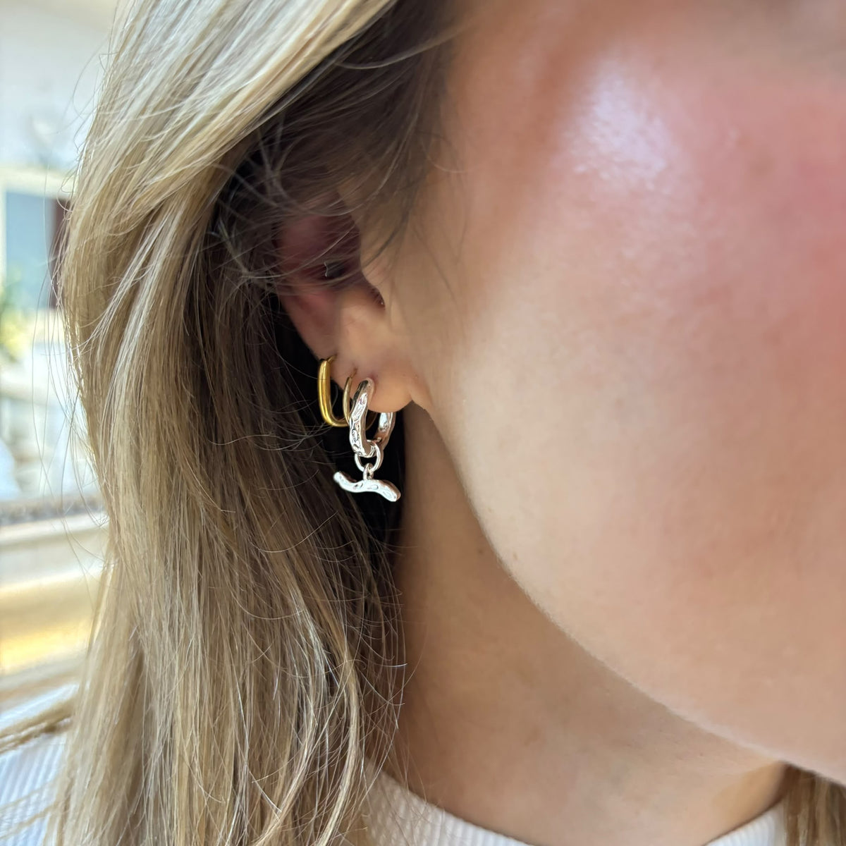 NEW Wave T-Bar Earrings
