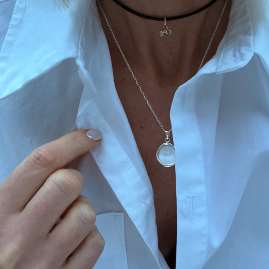 Mother of pearl moon necklace