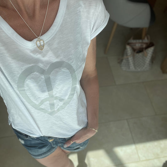 White 'PEACE LOVE' Tee (new)