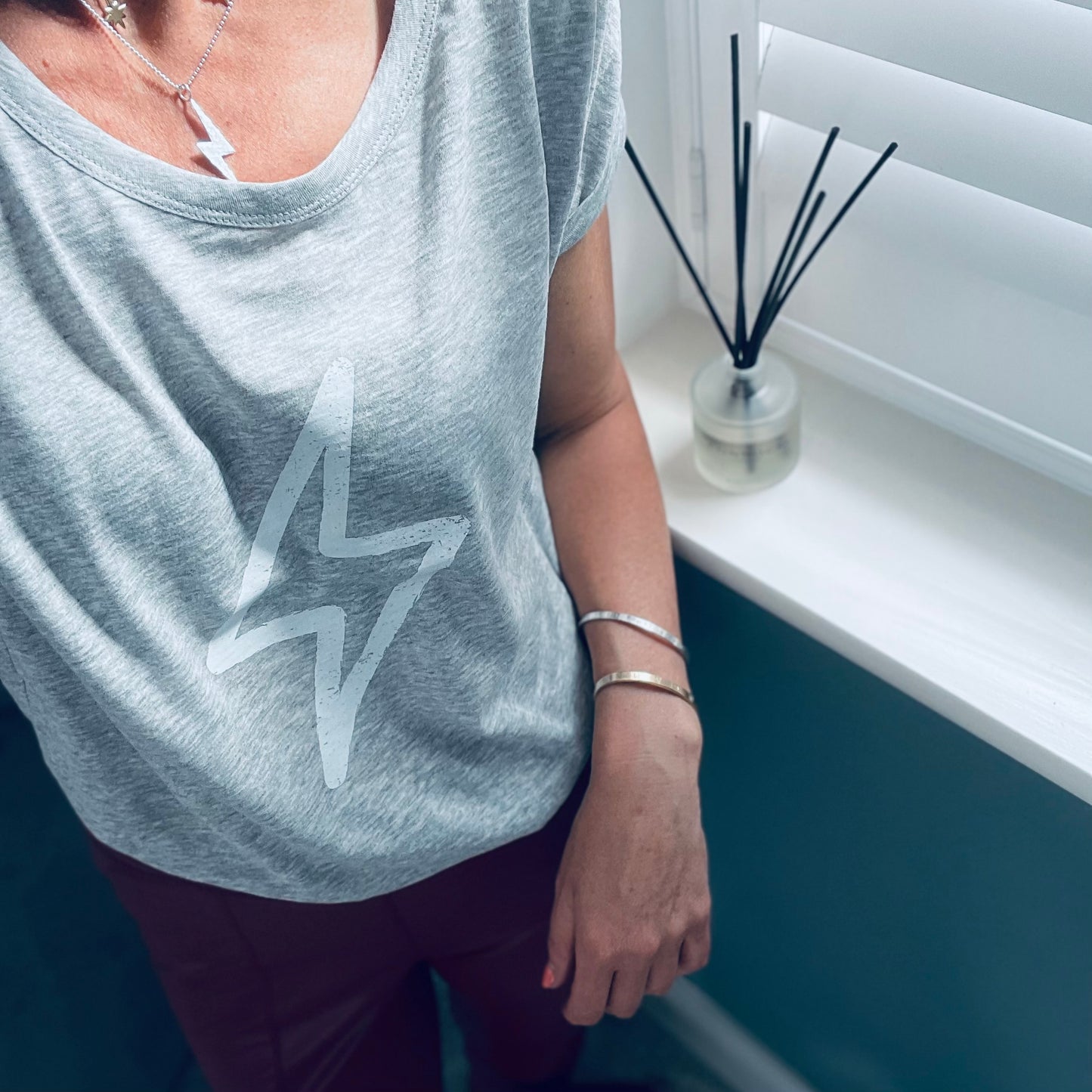 Relaxed style Grey LIGHTING BOLT Tee