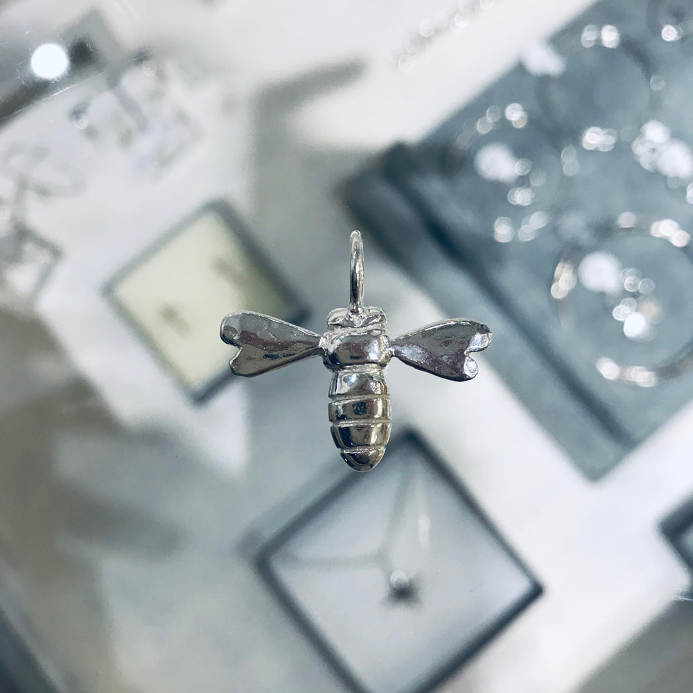 Beautiful BEE Necklace